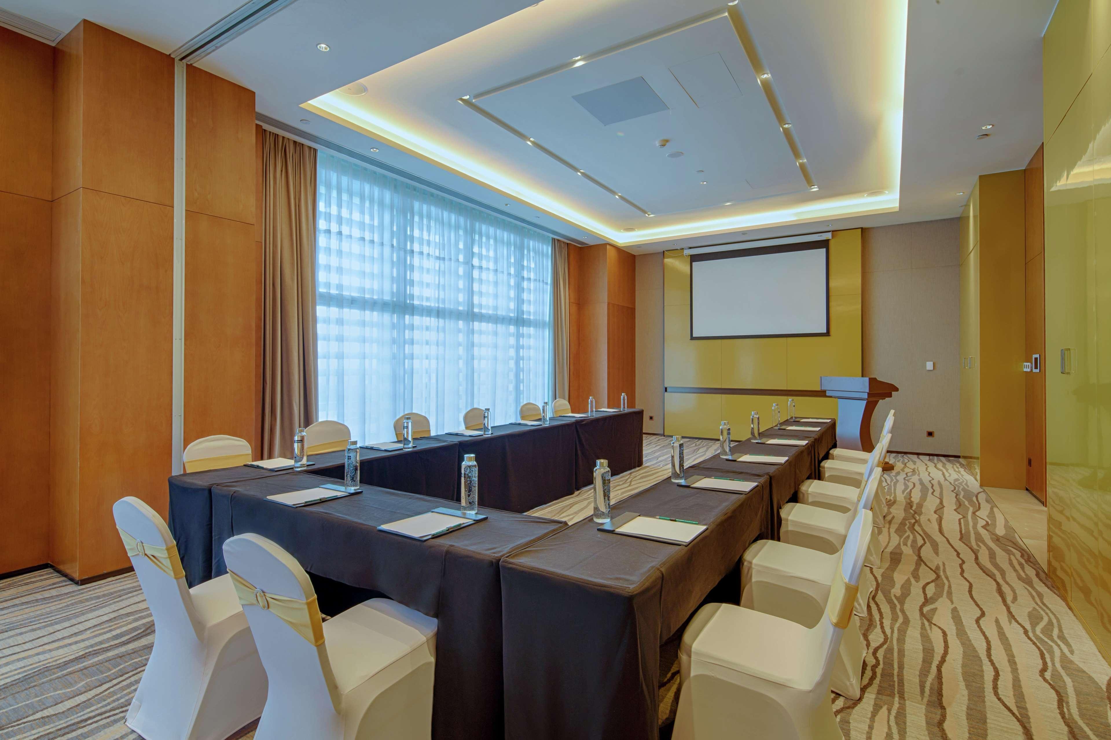 Hilton Garden Inn Zhuhai Hengqin Exterior foto